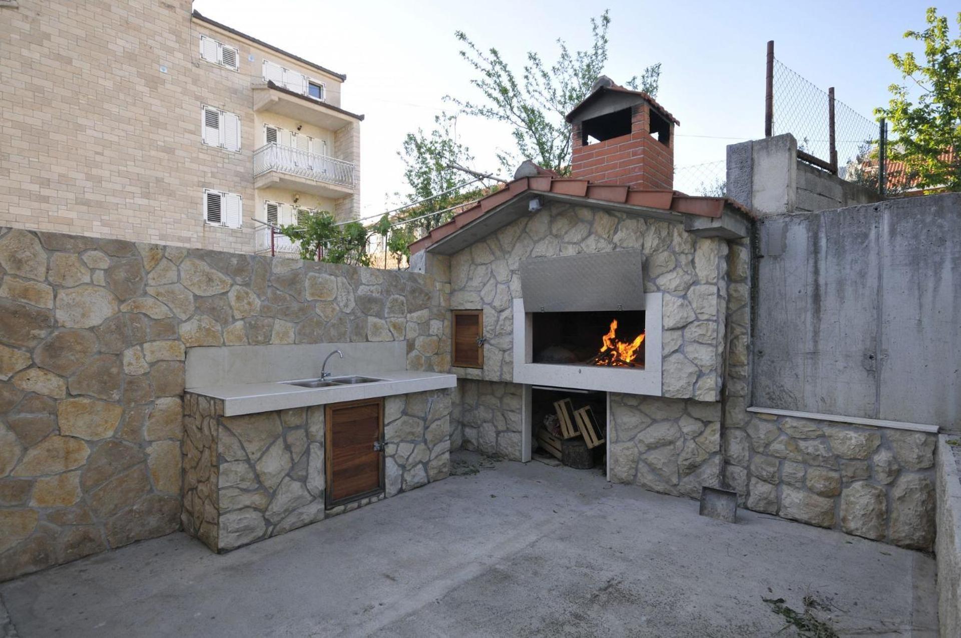 Apartments Ivica Kastela Exterior photo